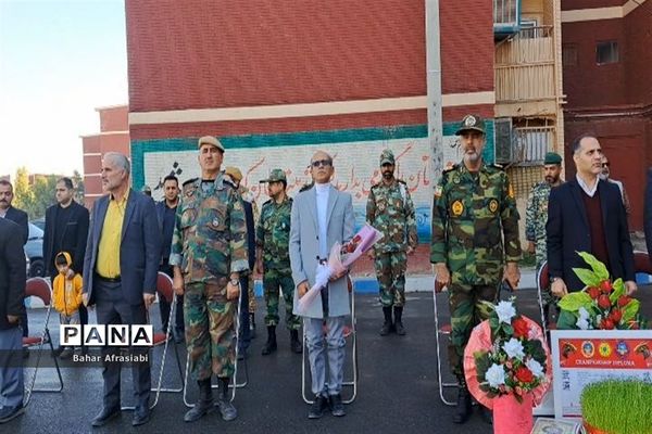 آیین تجلیل از دانش‌آموز رباط‌کریمی و صاحب مدال طلای جهان در مسابقات کاراته ۲۰۲۳ گرجستان