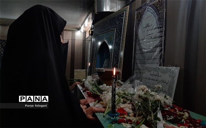 استقبال با شکوه دانش‌آموزان قرچکی از پیکر مطهر شهید گمنام