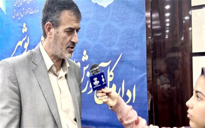 دانش‌آموزان گروه جهادی تشکیل دهند/فیلم