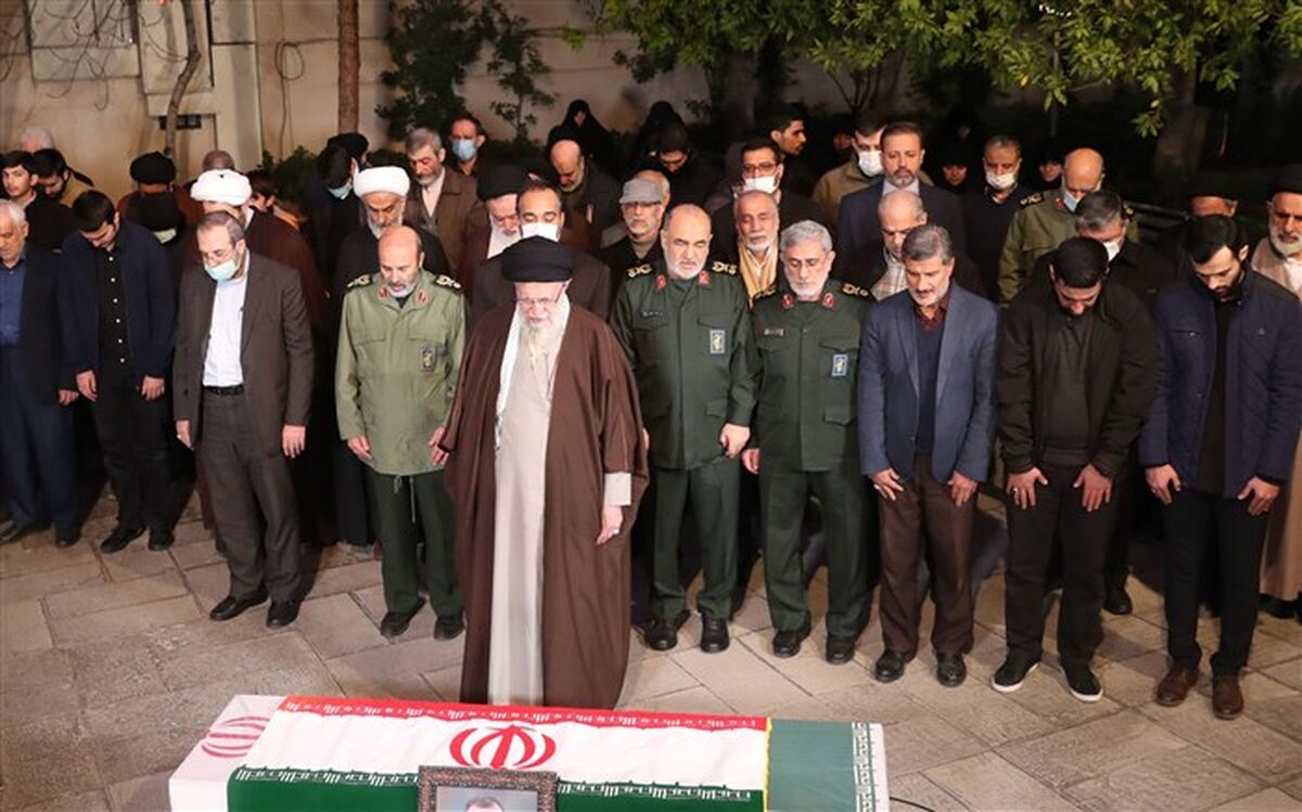 اقامه نماز رهبر انقلاب بر پیکر سردار شهید سید رضی موسوی