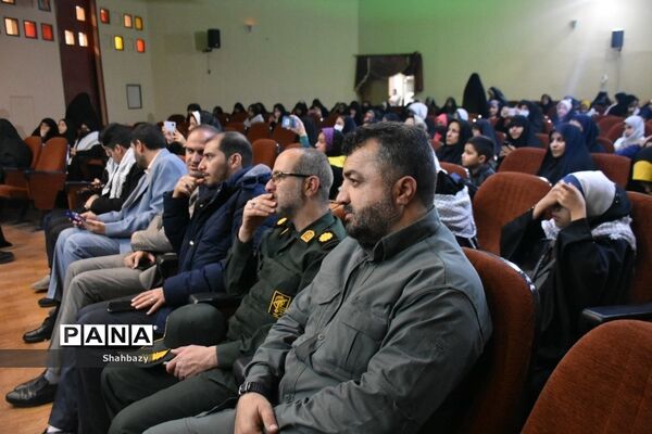 اجتماع بزرگ فرزندان حاج قاسم در اصفهان