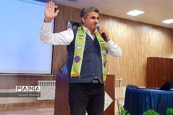 کارگاه تخصصی آموزش مربیان تشکیلات پیشتازان ناحیه ۶ مشهد