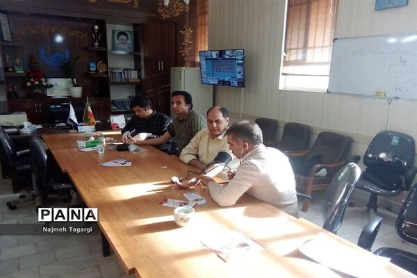 انجام آزمایش غربالگری قند و فشار خون در ادارات شهرستان مه ولات