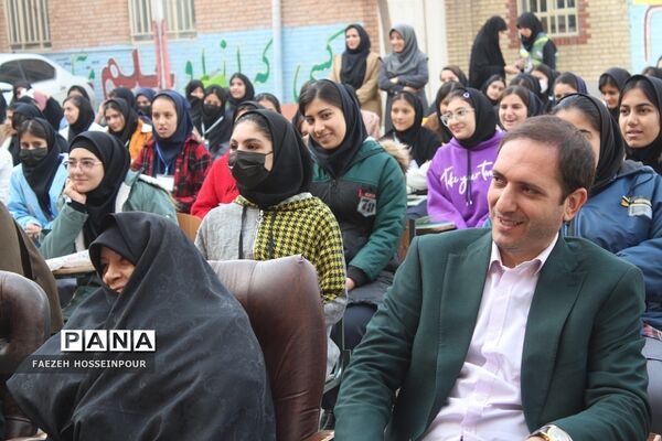 اجتماع فرزندان حاج قاسم در بهارستان دو