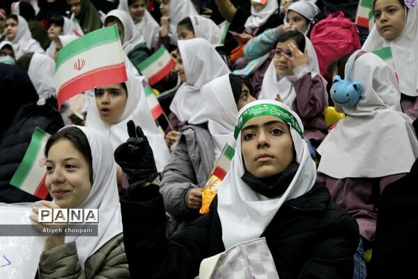 اجتماع بزرگ دختران حاج قاسم