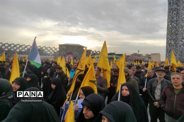 وداع با پیکر شهید سید رضی موسوی