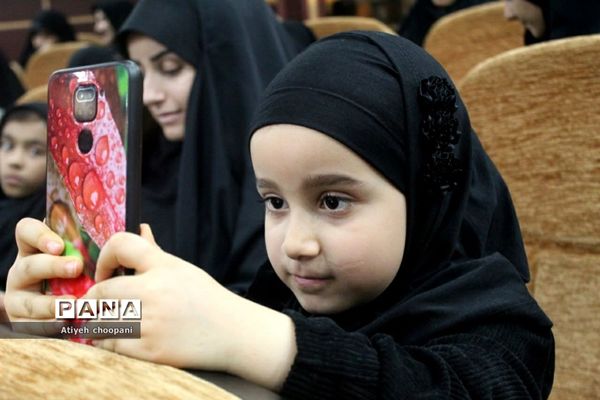 تقدیر از برگزیدگان مسابقه «گزارشگر اربعین باشید»