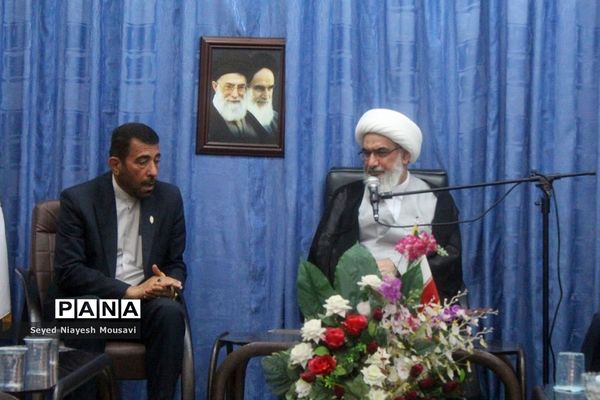 دیدار شورای معاونان آموزش و پرورش استان بوشهر با نماینده ولی فقیه در استان و امام جمعه بوشهر