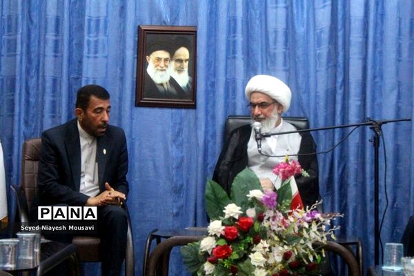 دیدار شورای معاونان آموزش و پرورش استان بوشهر با نماینده ولی فقیه در استان و امام جمعه بوشهر