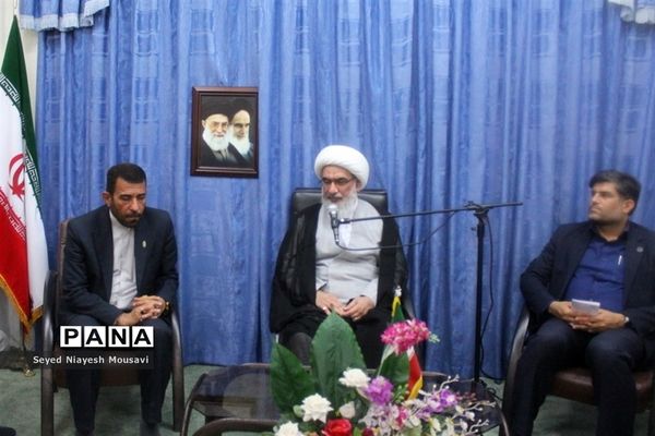 دیدار شورای معاونان آموزش و پرورش استان بوشهر با نماینده ولی فقیه در استان و امام جمعه بوشهر