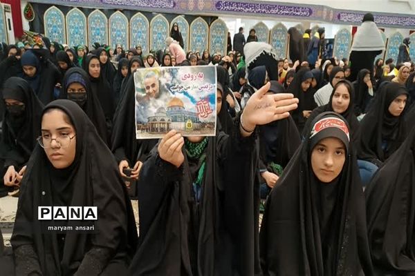 تجمع بزرگ دختران  حاج قاسم در شهر یاسوج