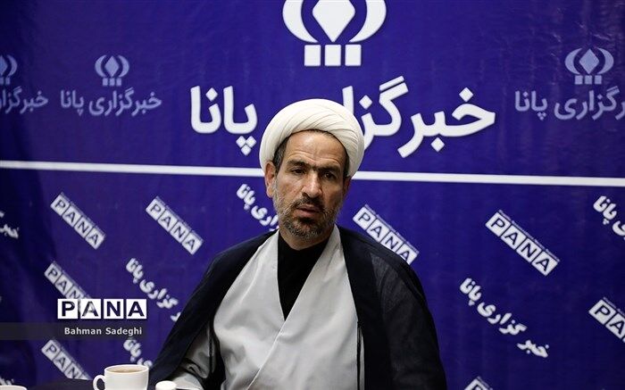 آموزش رسمی و غیر رسمی در تقویم تحصیلی  12 ماه خواهد شد