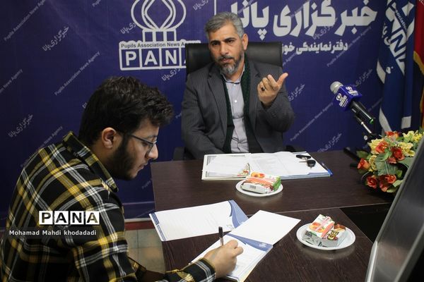 نشست خبری مدیر هسته گزینش اداره کل آموزش و پرورش خوزستان