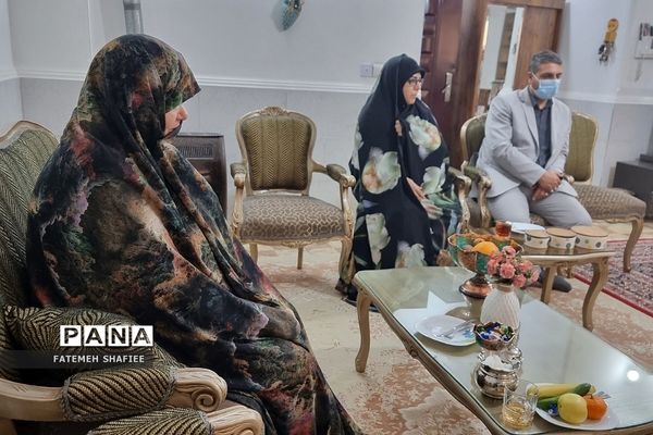 دیدار با همسر و  فرزند شهید علی اکبر دهقان نیری در کهریزک