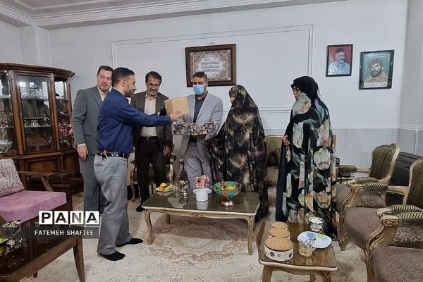 دیدار با همسر و  فرزند شهید علی اکبر دهقان نیری در کهریزک