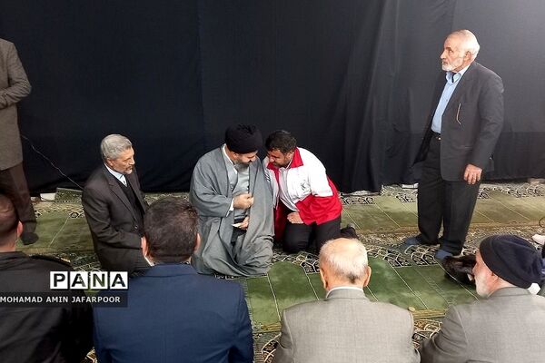 برگزاری مراسم نهم دی ماه در مصلای شهرستان پردیس