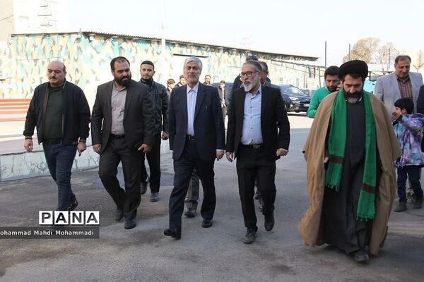 بازدید وزیر ورزش و جوانان از مجموعه‌های ورزشی فشافویه