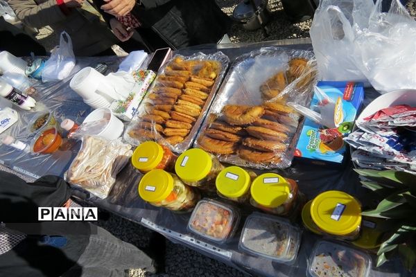 جشنواره غذاهای سنتی شهرستان بجنورد در فرهنگسرای شهروند