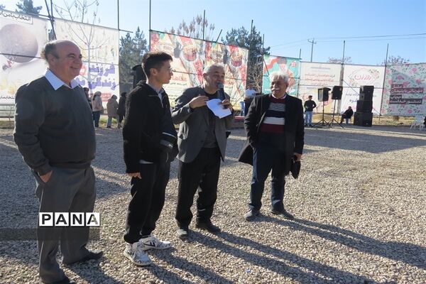 جشنواره غذاهای سنتی شهرستان بجنورد در فرهنگسرای شهروند