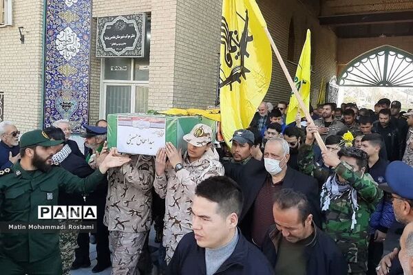 مراسم تشییع پیکر شهید مدافع حرم در شهرستان پیشوا