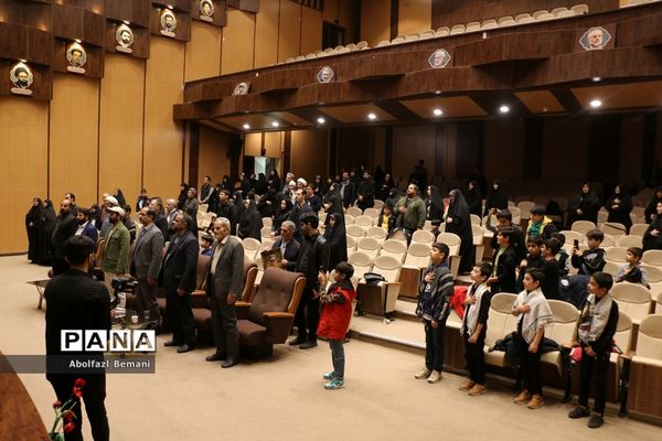 یادواره 12 شهید دانش‌آموز دبستان حضرت خاتم الانبیاء(ص)