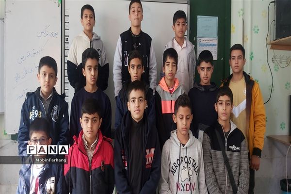 برگزاری کارگاه آموزش خبرنگاری پسران در خلیل‌آباد