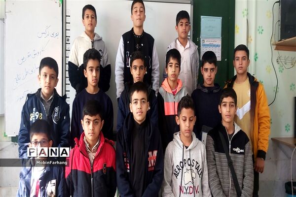 برگزاری کارگاه آموزش خبرنگاری پسران در خلیل‌آباد