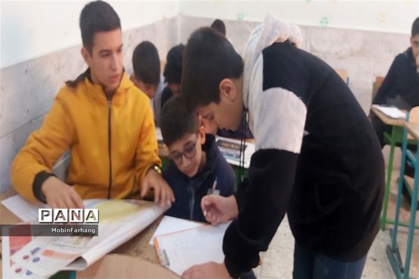 برگزاری کارگاه آموزش خبرنگاری پسران در خلیل‌آباد