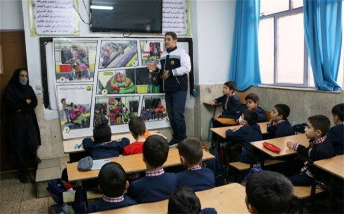 اجرای ویژه‌برنامه قطار دانایی در مدارس شهر تهران