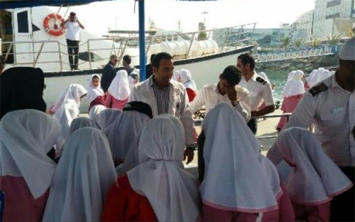 برگزاری دوره‌های آموزشی برای آشنایی دانش‌آموزان با رشته‌های دریامحور