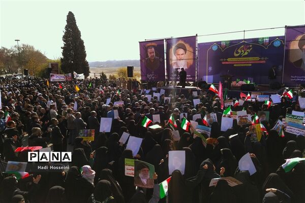 حماسه‌ای دیگر از مردم غیور استان اصفهان روز بصیرت و میثاق امت با ولایت