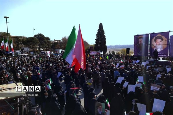 حماسه‌ای دیگر از مردم غیور استان اصفهان روز بصیرت و میثاق امت با ولایت