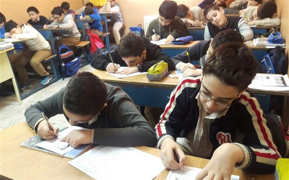 روایت آموزگار سوادآموزی که با تشخیص به موقع باعث بازگشت دانش‌آموز به تحصیل شد
