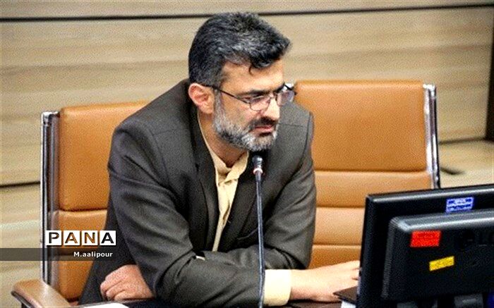 کسب رتبه اول استان در بین قطب‌های استانی رباتیک کشور