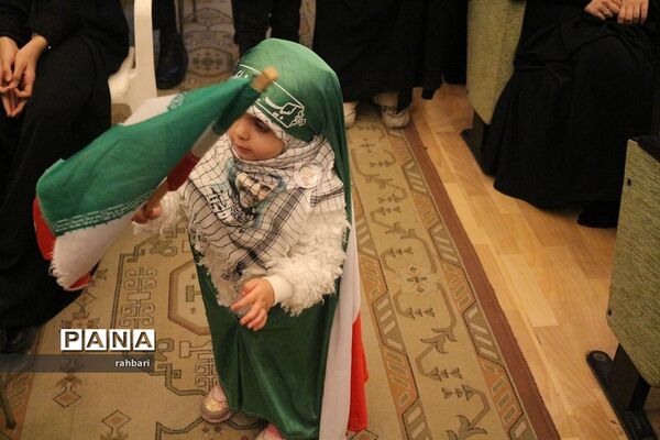اجتماع بزرگ فرزندان حاج قاسم در اردبیل