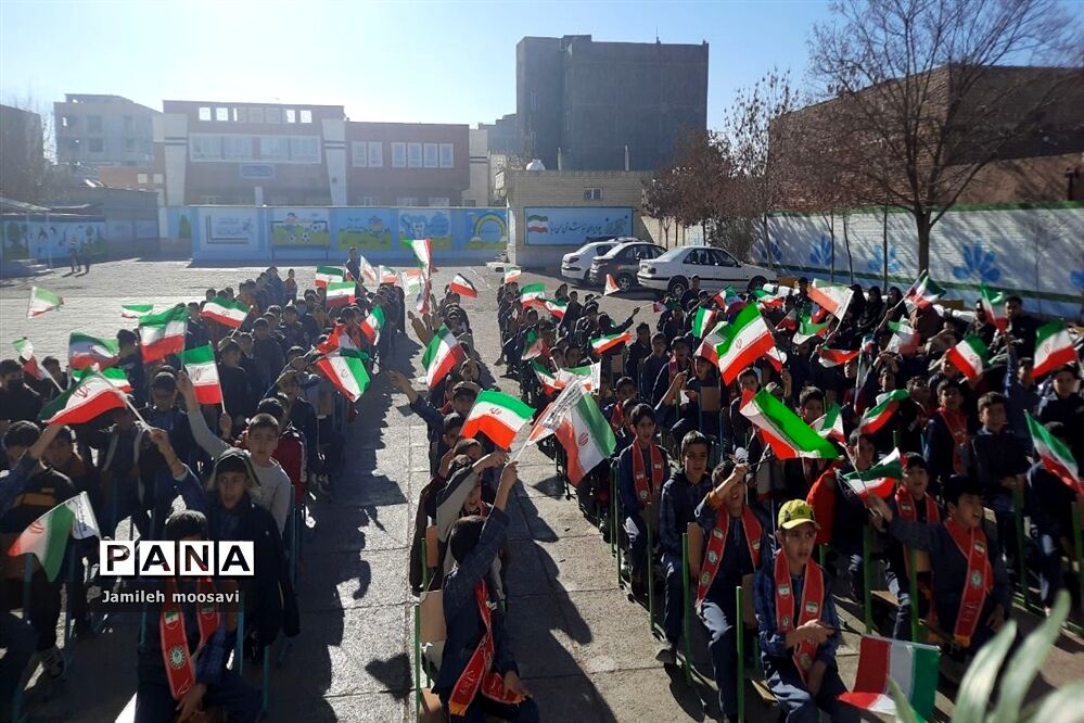 بزرگداشت هفته بصیرت و مقاومت در فاروج