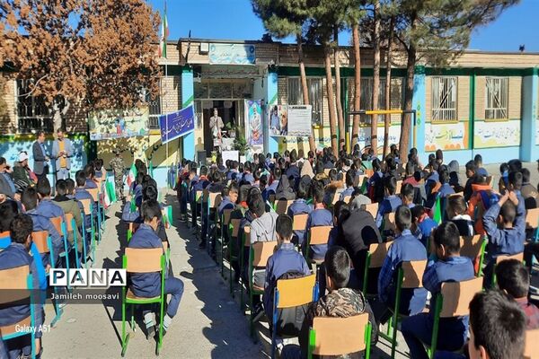 بزرگداشت هفته بصیرت و مقاومت در فاروج