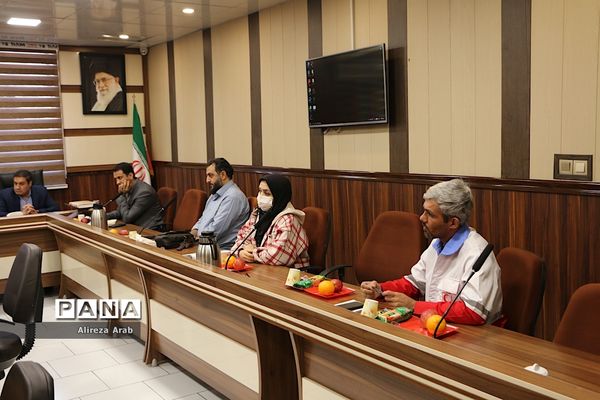 برگزاری کمیته ملی نماد در اداره آموزش و پرورش ناحیه یک شهرری