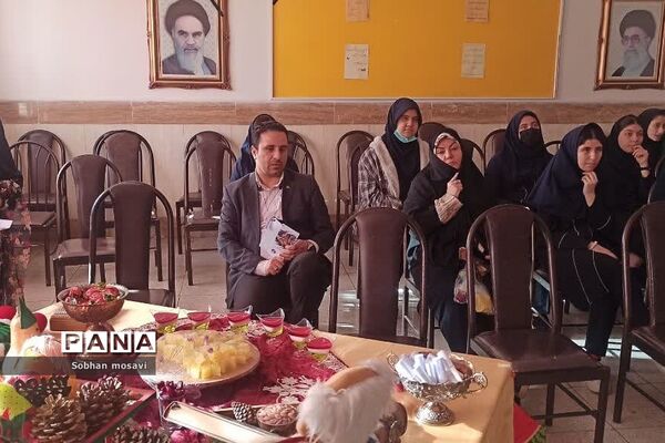 جشنواره گردشگری در دبیرستان فرزانگان حضرت زینب (س) ناحیه دو شهرری