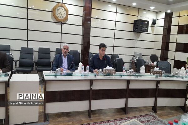 نشست ستاد سومین یادواره ملی نهضت سوادآموزی در بوشهر