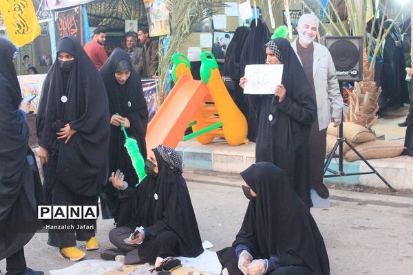 حال و هوای گلزار شهدا کرمان در چهارمین سالگرد شهادت حاج قاسم سلیمانی