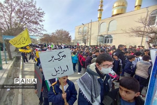 اجتماع بزرگ فرزندان حاج قاسم شهر راز