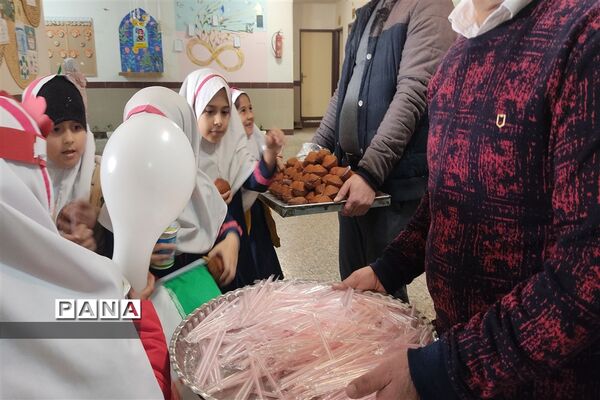 آغاز توزیع شیر رایگان در مدارس