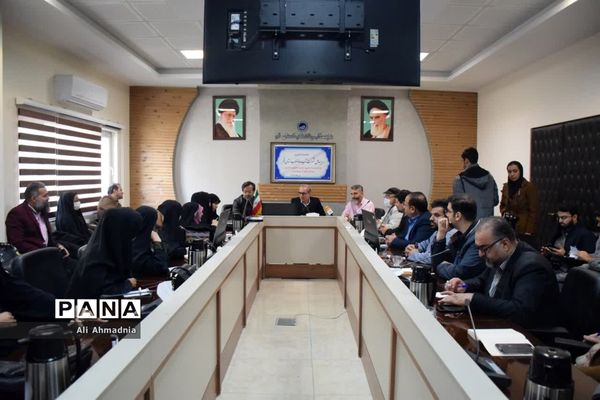 نشست خبری مدیرعامل شرکت آب و فاضلاب استان قم