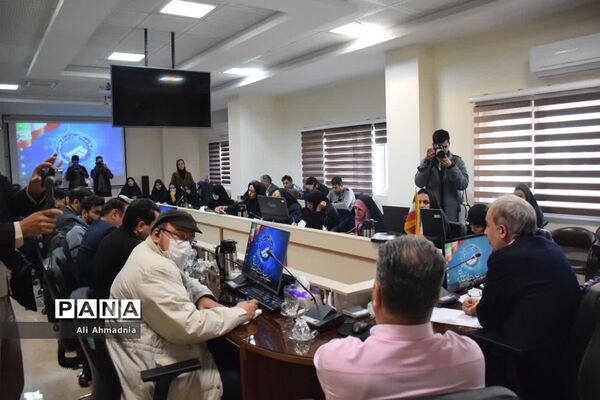 نشست خبری مدیرعامل شرکت آب و فاضلاب استان قم