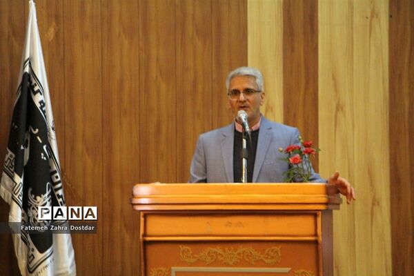 همایش استانی گرامیداشت هفته سوادآموزی