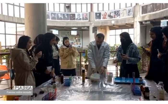 بازدید دانش‌آموزان منطقه افشار از پارک علم و فناوری دانشگاه علوم پایه زنجان