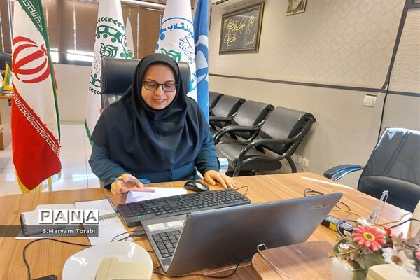جلسه مسئولان سازمان‌های دانش‌آموزی مناطق 59 گانه فارس