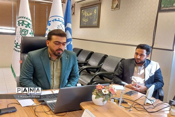 جلسه مسئولان سازمان‌های دانش‌آموزی مناطق 59 گانه فارس