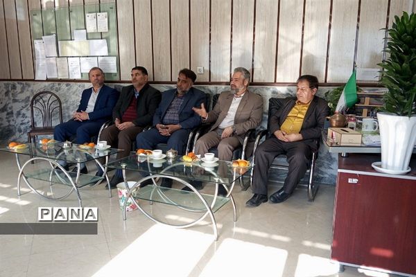 آیین کلنگ زنی زمین چمن مصنوعی دبیرستان سرآمد ناصر مشهد